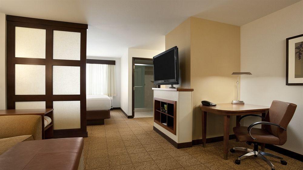 Hotel Hyatt Place Airport/cascade Station 3*