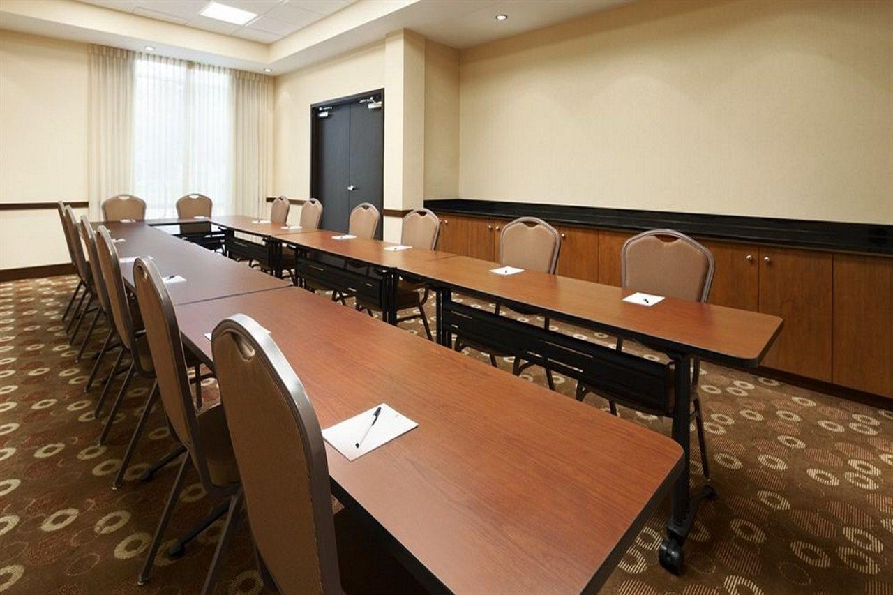Hyatt Place Airport/cascade Station Hotel